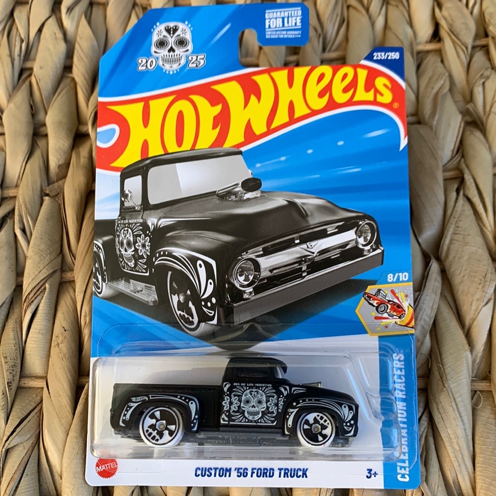 Custom 56 Ford Truck 1956 Pick Up Day of Dead Hot Wheels DIA DE LOS MUERTOS 2025